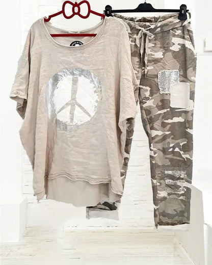 Claudia - T-Shirt und Hosenset mit Camouflage-Druck